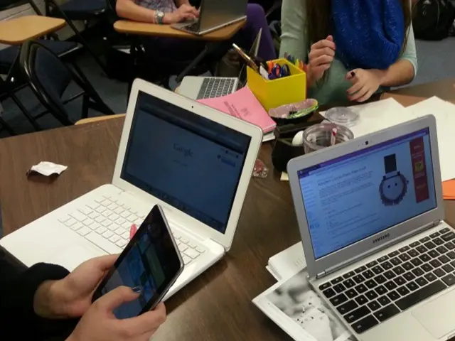 AI-Integrated Implants Capable of Eliminating Dependence on Opioid Pain Relievers