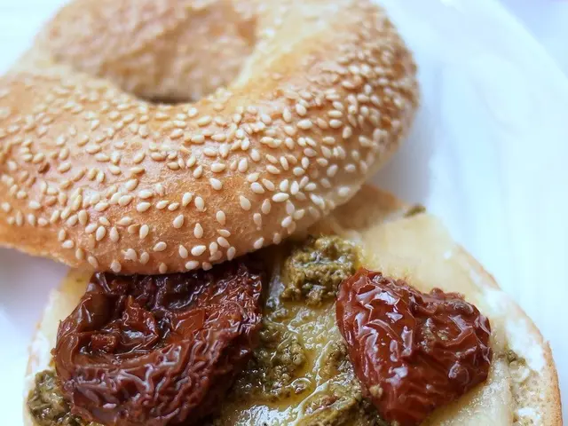 Fast Food Chains' Top Choices for High-Protein Meals at 5 Leading Quick-Service Restaurants