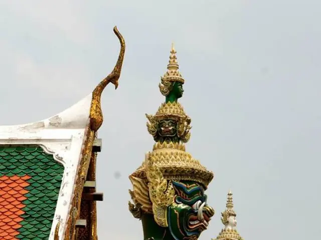 Dream-infused Existences Unveiled: Exploring the Realities of Our Subconscious Minds