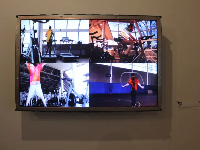 Strategies to Achieve Your Daily Step Goal Indoors - 5 Effortless Methods for Reaching 10,000 Steps