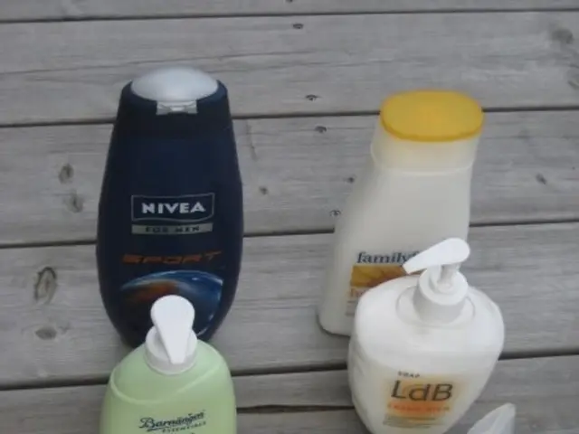 Hair Washing Frequency: Elements to Consider and Advice