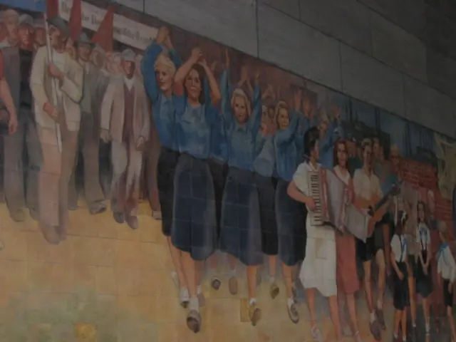 Self-Support Groups Offer Aid for Youth Dealing with Grief