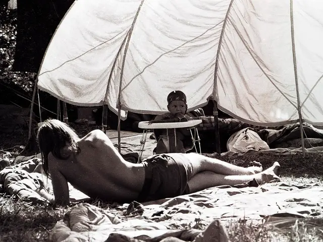 Stomach Discomfort When Lying Flat: Understanding the Causes and Remedies