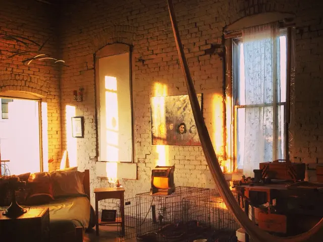 Enhanced Social Interactions by Oxytocin Respond to Motivational Factors