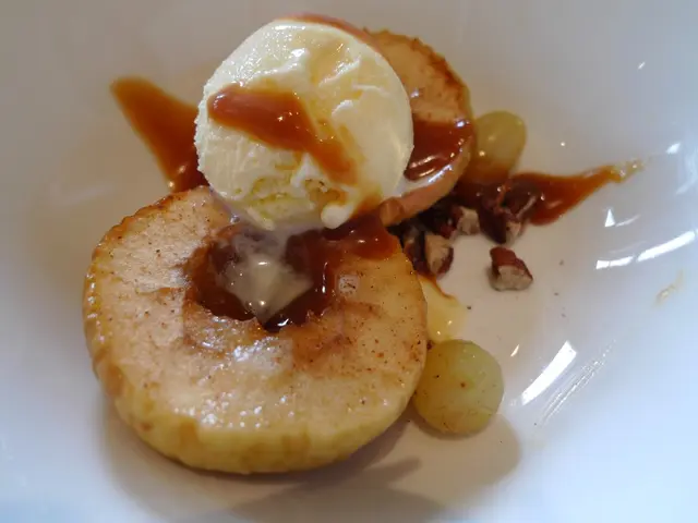 Utilizing Heat and Cold Treatments for Herniated Discs: A Guide